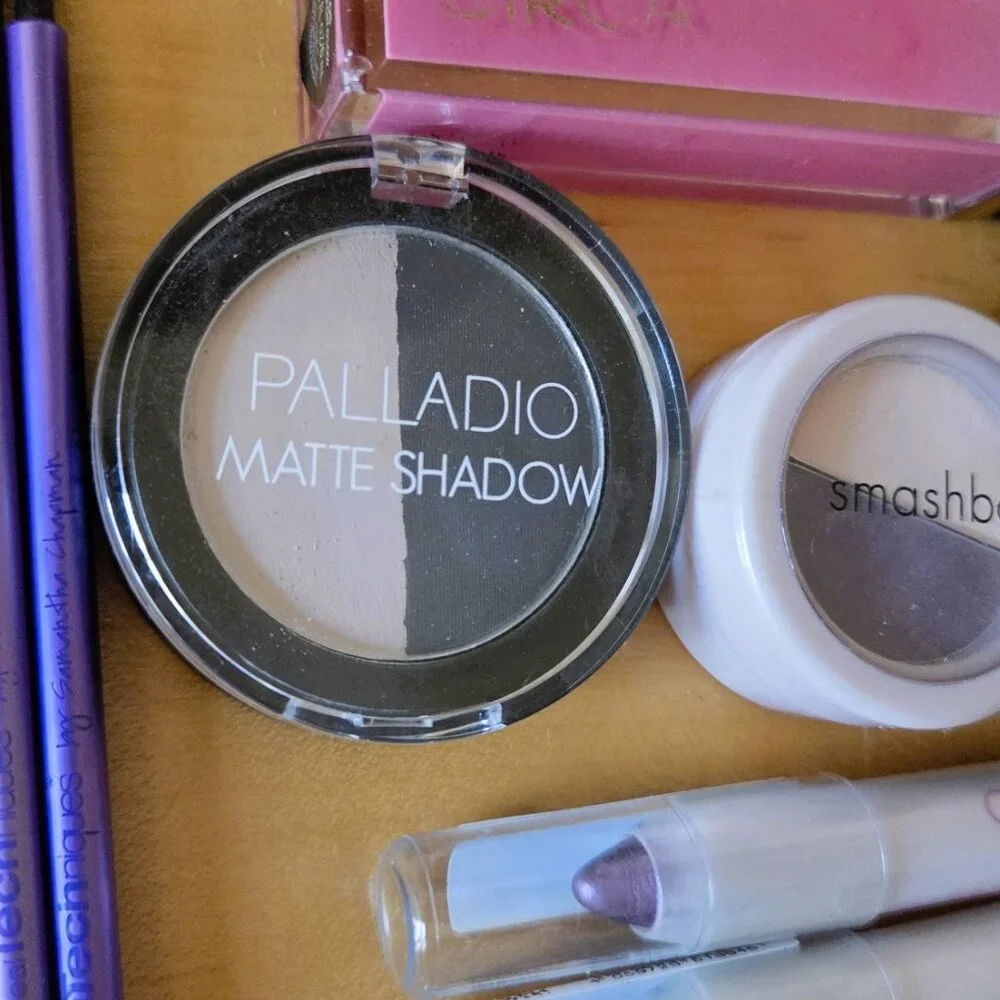 Le Métier Catrice Sephora Smashbox Palladio Eyeshadows Brushes Bundle Lot Gloss